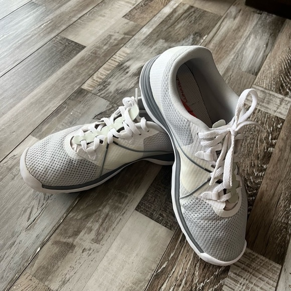 Nike Shoes - Nike Luner Summer Lite Women’s Golf Shoe Sneakers White Gray Size 6